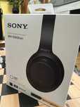 Нові бездротові навушники Sony WH-1000XM3 з функцією шумозаглушення.