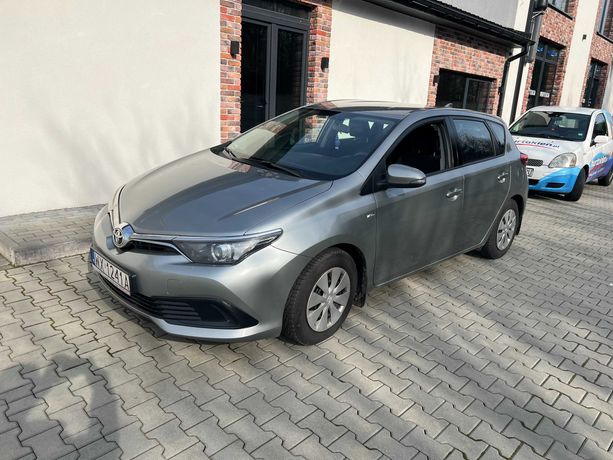 Toyota Auris 2018, silnik 1.3, salon Polska