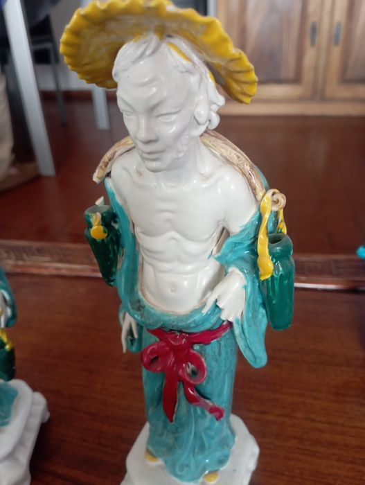 Estatueta cihensa
