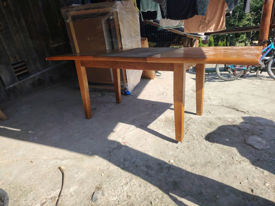 Stół rozkładany do salonu do jadalni + 2 fotele bujane