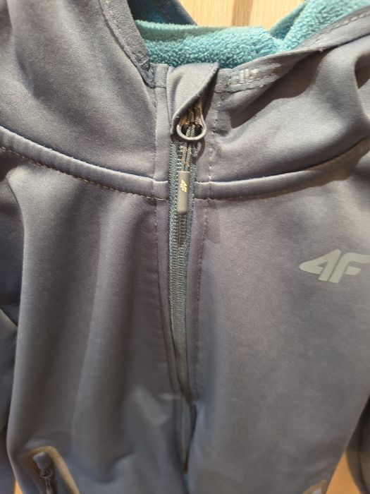 Kurtka Softshell  z kapturem rozm.134 4F