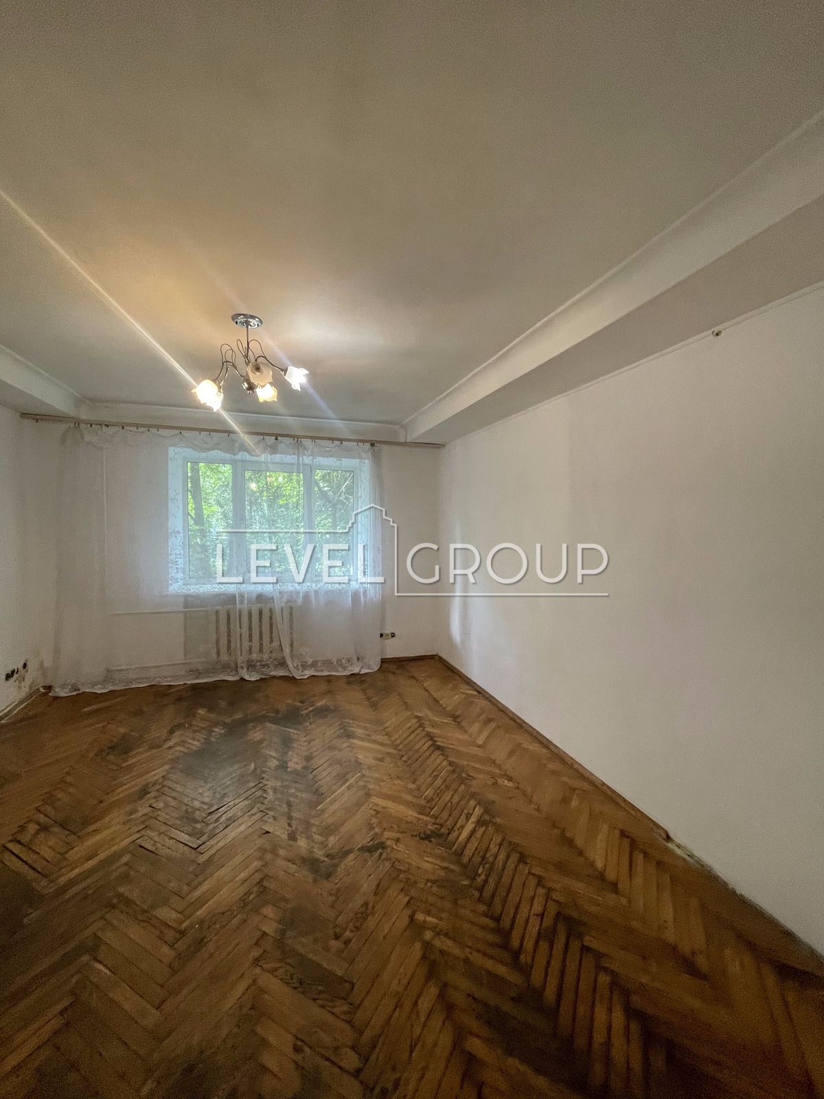 Продаж 2-кімн. квартири біля метро Шулявська — вул. Дегтярівська, 58