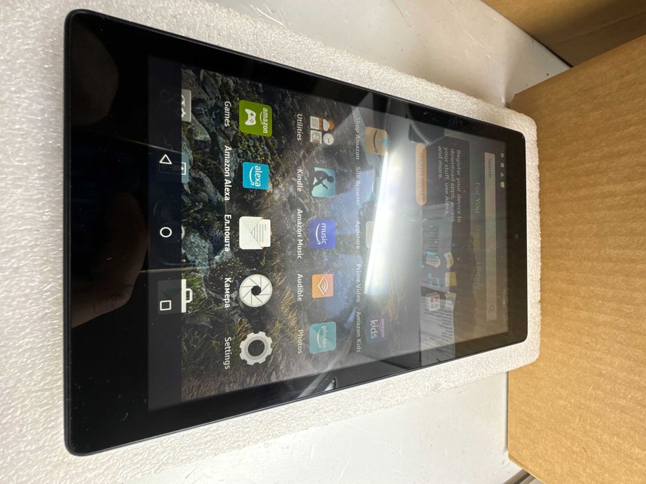 Планшет Amazon Fire HD 8 7th Generation 16GB WiFi