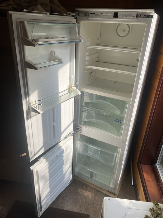 Вбудований холодильник Лібхер LIEBHERR ICBN 3056 No Frost