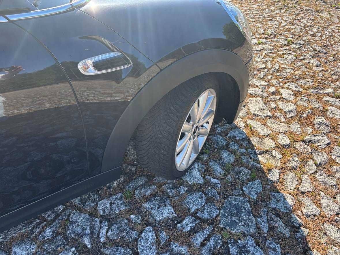 MINI 3 portas como novo