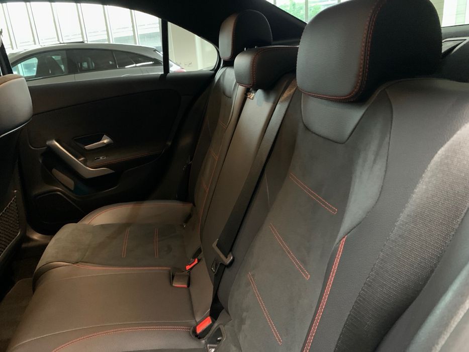 Mercedes-Benz A 250e Limousine AMG Line | Plug-in Hybrid | IVA dedutiv