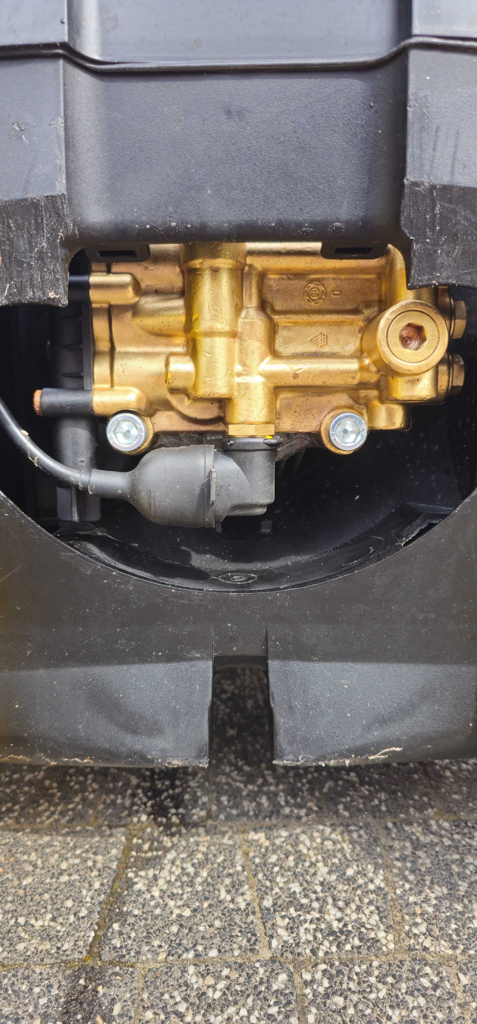Myjka ciśnieniowa KARCHER HD 10/25-4