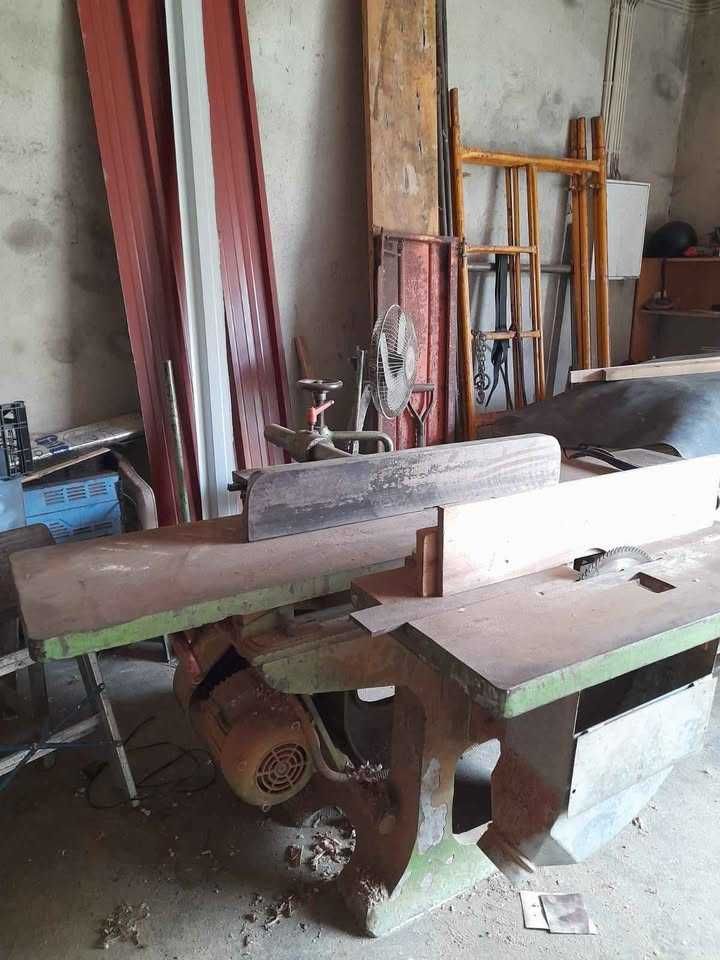 Máquina universal de carpintaria