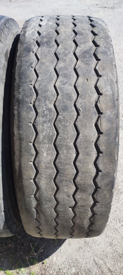 Пара шин 385/65/22.5 Bridgestone R168