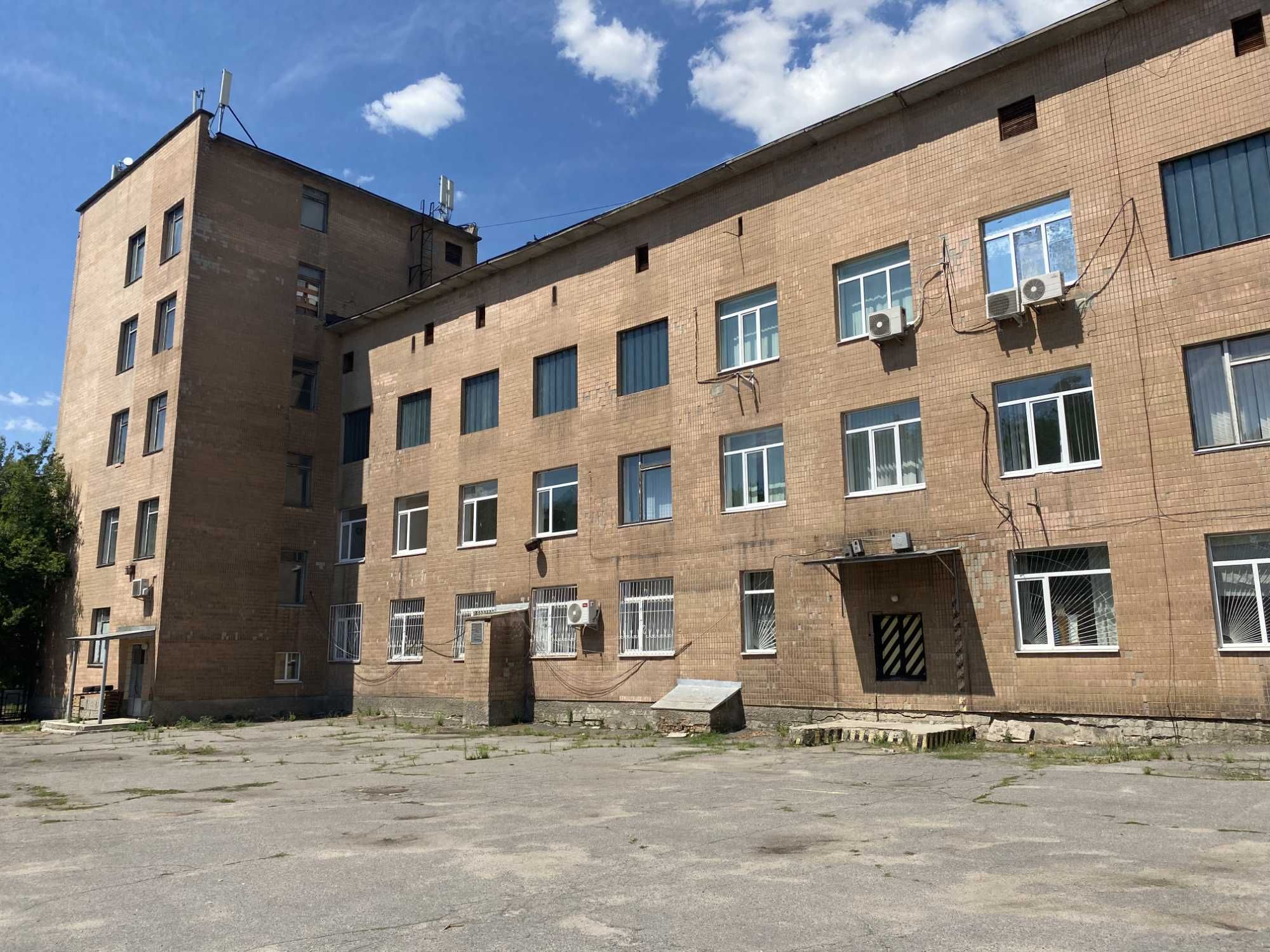 Нежитлові приміщення 1198.5 м2, Богуслав, вул. Миколаївська, 22