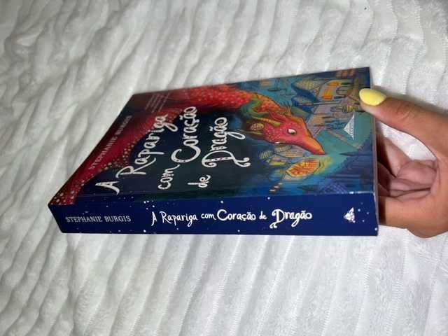 Livro A Rapariga Com Coração De Dragão