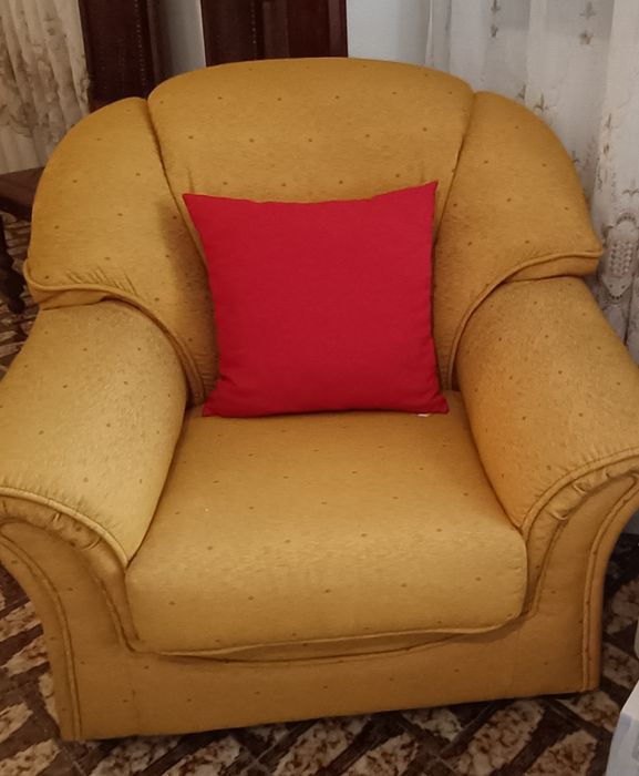Sofá confortável de 3 lugares +2