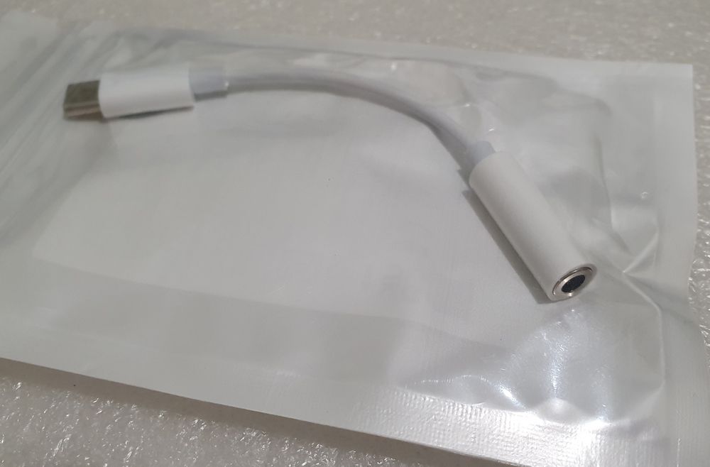 Перехідник Tape-C на навушники мініджек 3,5 mini jack