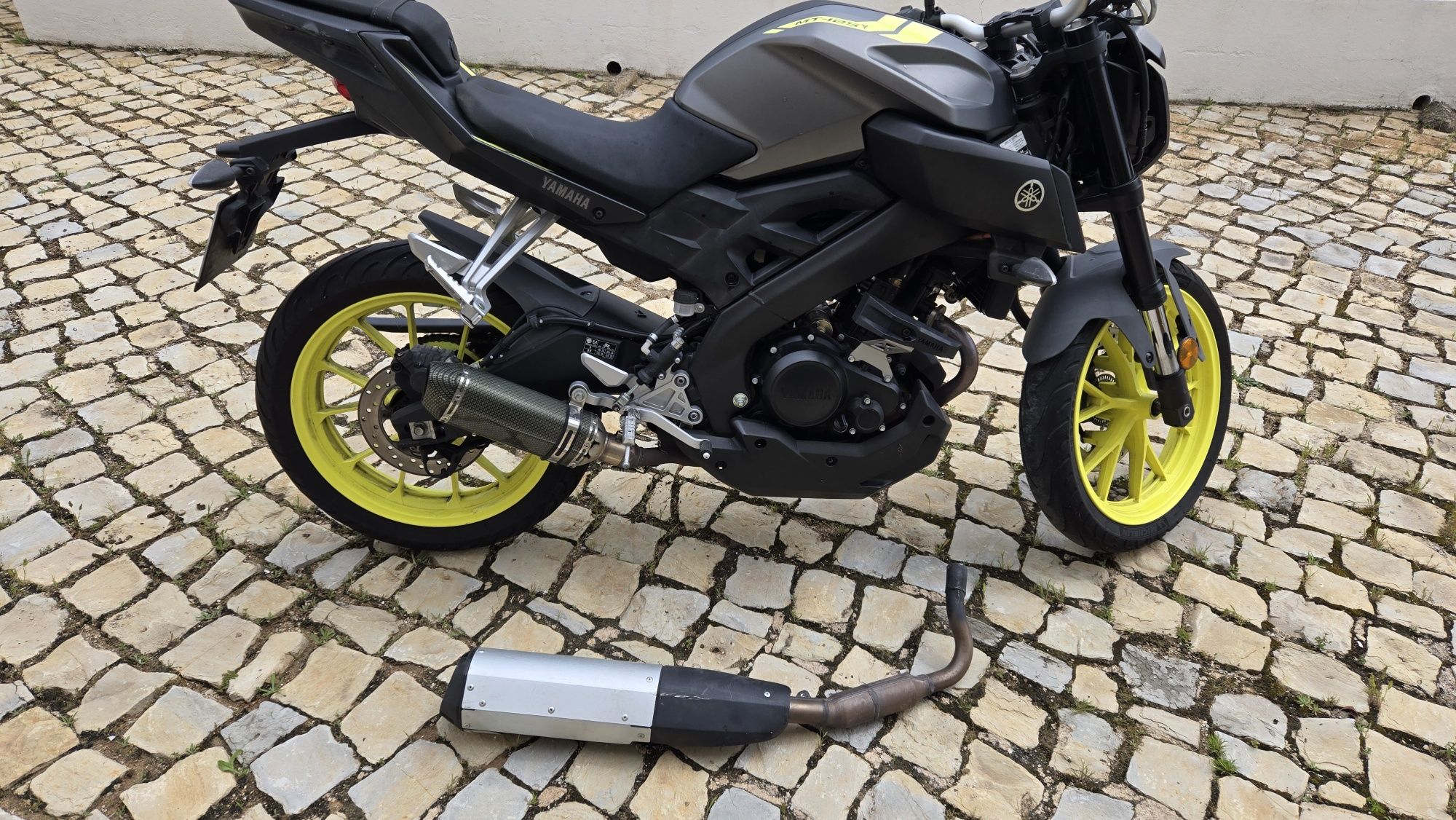 Yamaha MT-125 Naked 125cc
