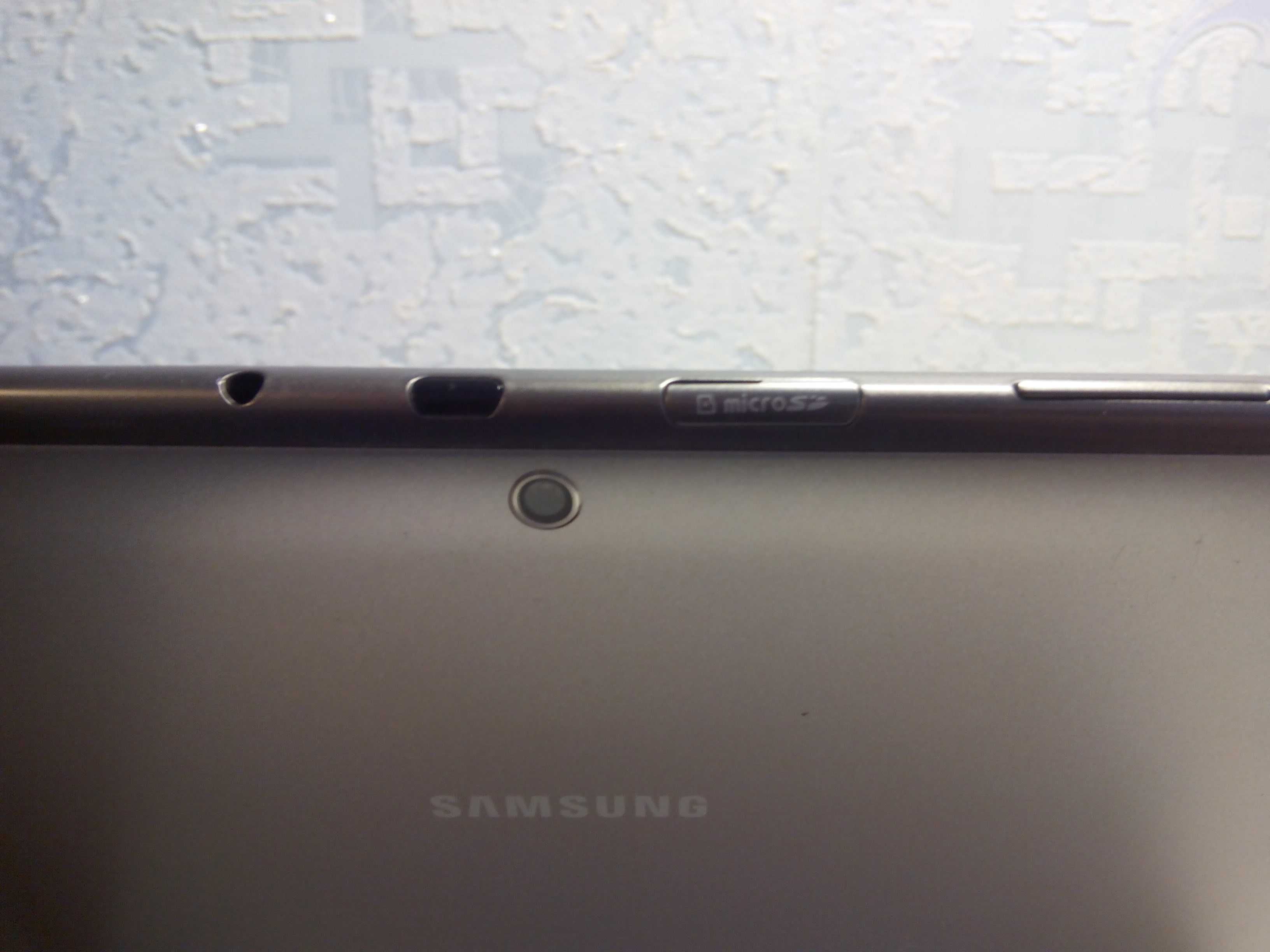 Samsung Galaxy 10.1”. Оригинальный планшет с чехлом-книжкой!