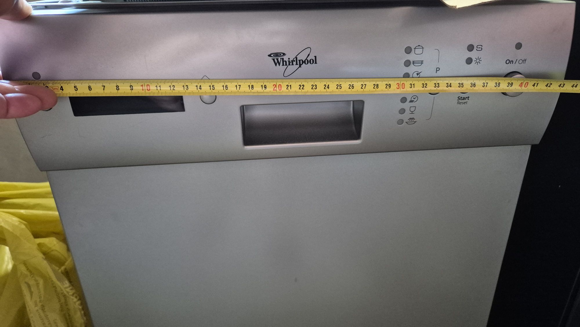 Zmywarka używana mała  zadbana sprawna whirlpool