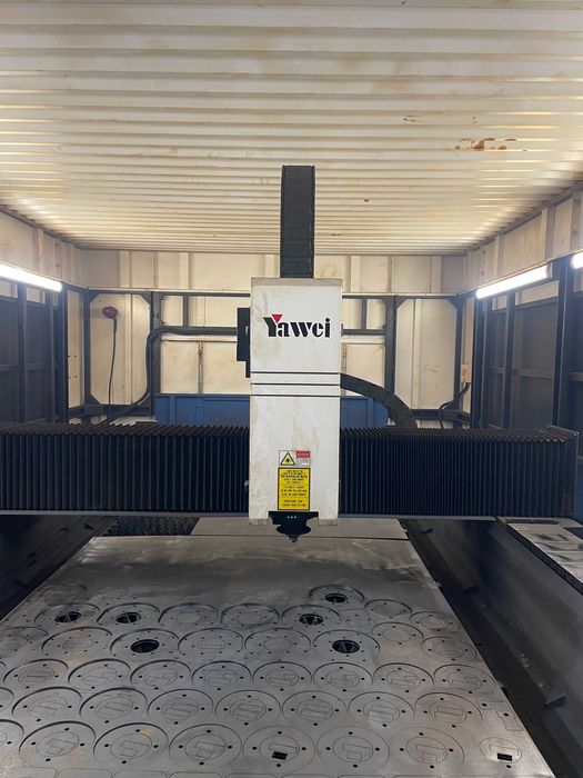 Б\В лазерний верстат\станок Yawei HLE1530 Raycus 12kW для різки металу