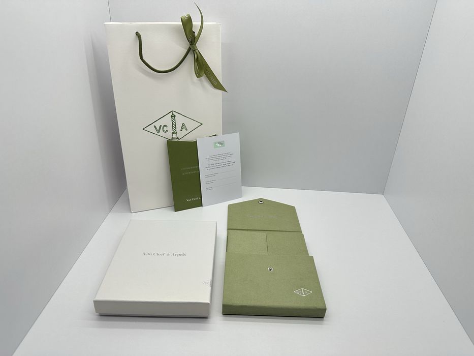 Комплект пакування під підвіс,кольє Van Cleef&Arpels.Ван кліф.Новий.