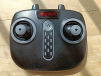 Pilot do drona syma