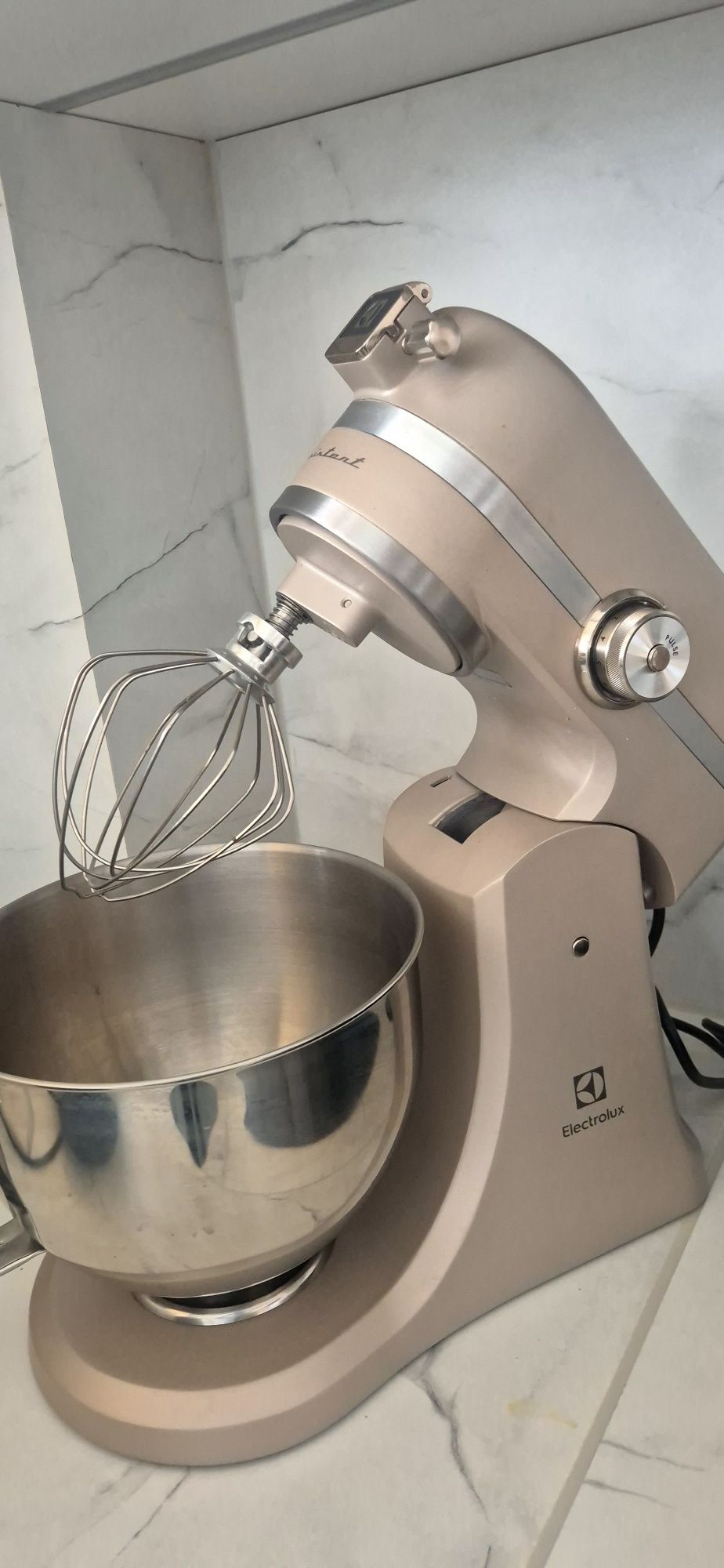 Robot Electrolux EKM5570 Assistent +gratis