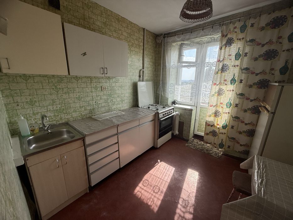 Оренда 1 кім квартири по вул . Небесноі сотні