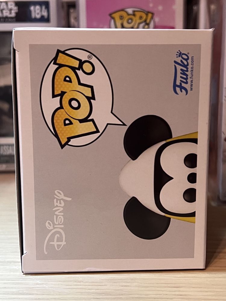 Mickey Mouse 1398 Disney Hot Topic Funko Pop