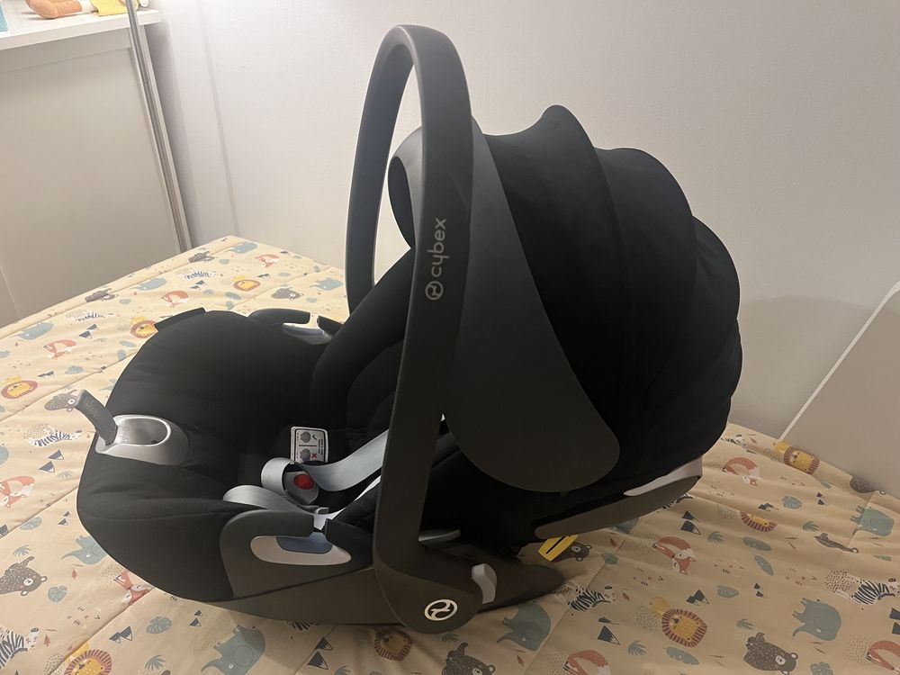 Ovo - Cadeira auto Cybex Cloud Z Platinium