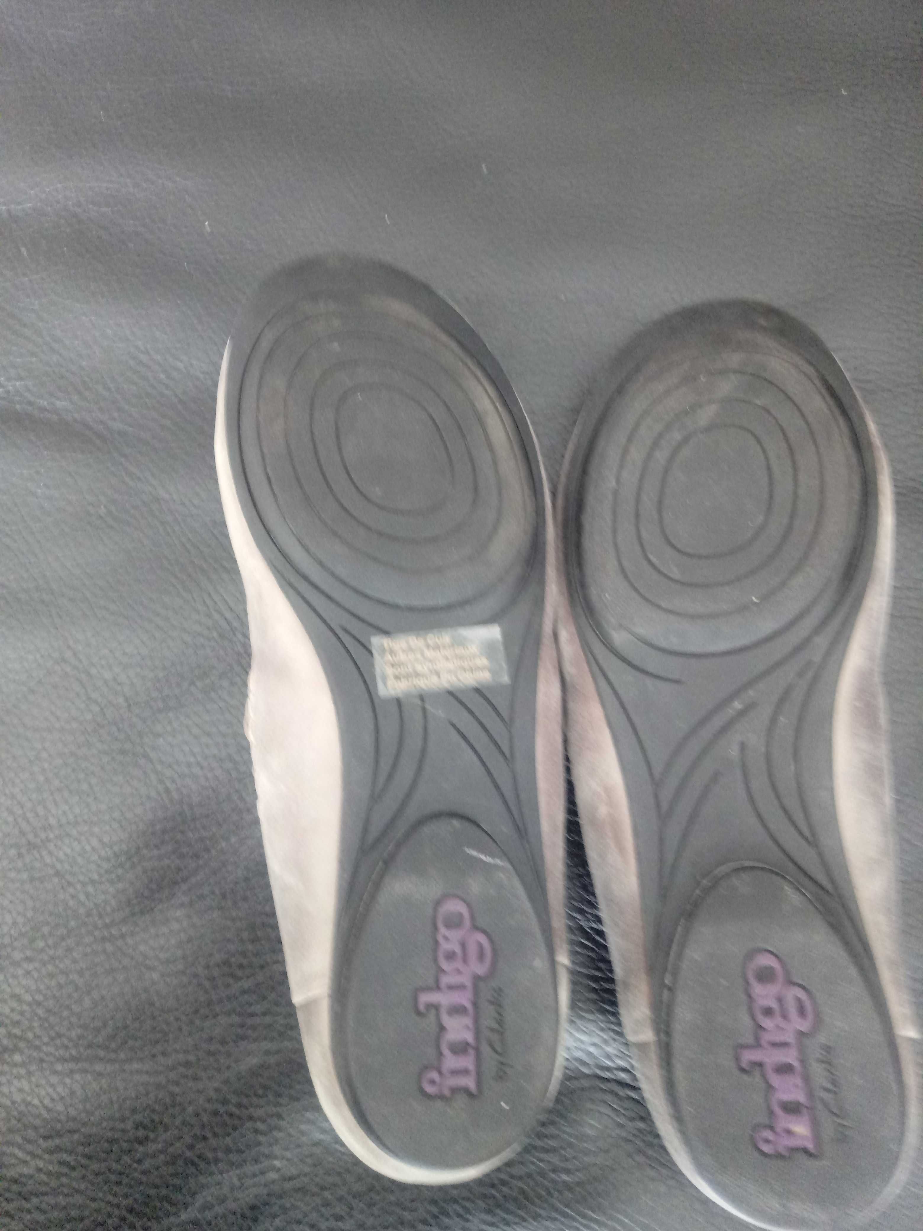 Baleriny bez Clarks r. 38,5