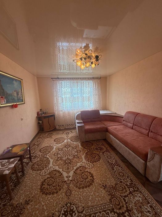 Сдается просторная уютная 2--ух комн. квартира на Парковой