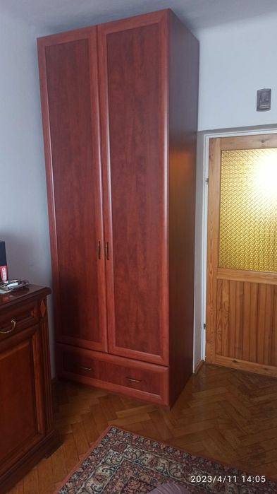 szafa kolor wiśnia wys 264cm szer 100cm gł 60cm