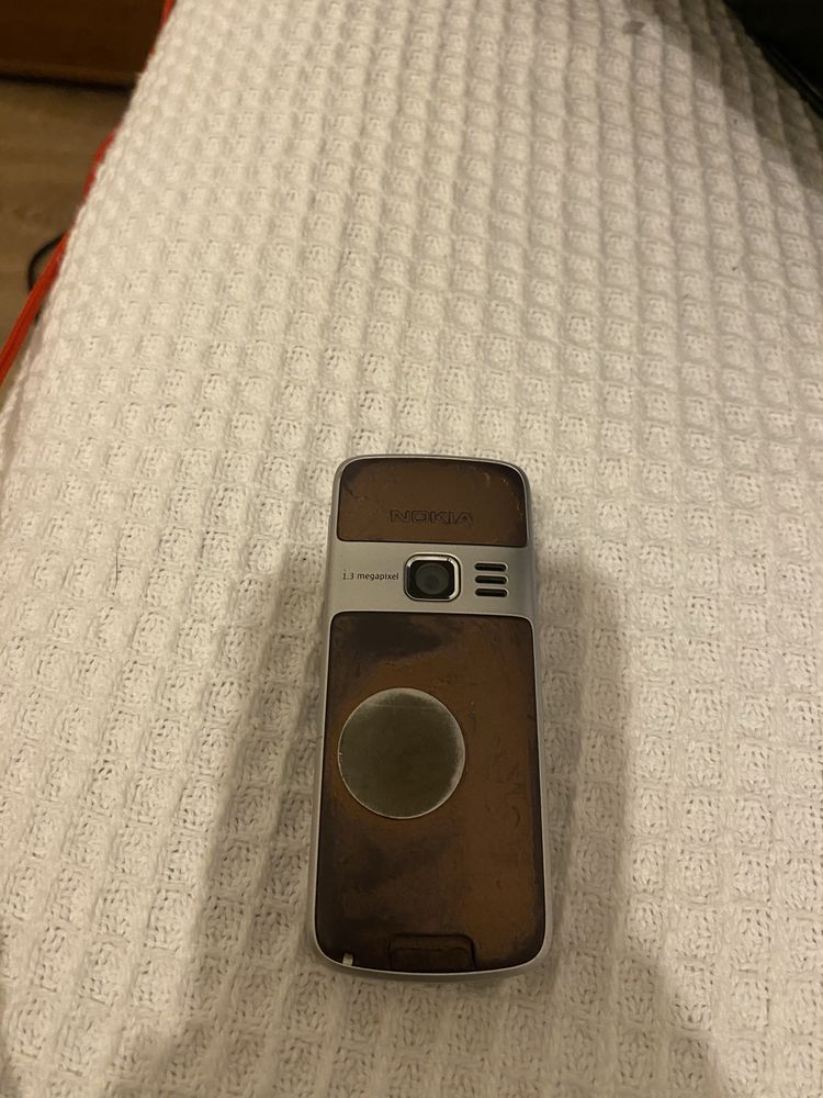 Varios Telemóveis antigos a funcionar e bateria nokia