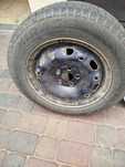 Opony zimowe  14  (165/70 R14) z felgami i kołpakami