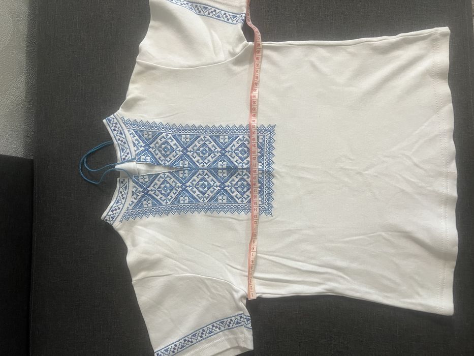 Вишиванка на 9-10 років б/у