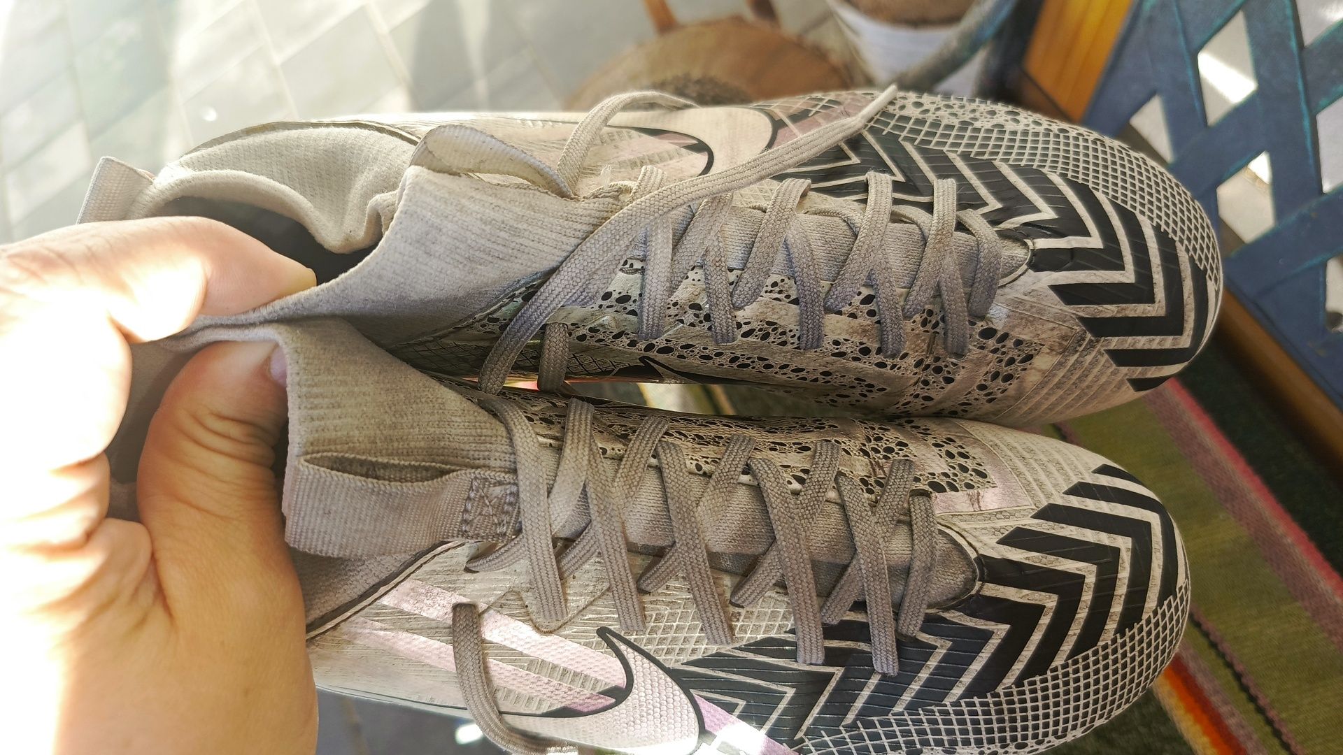 Nike Mercurial świetne błyszczące korki buty piłkarskie 36.5