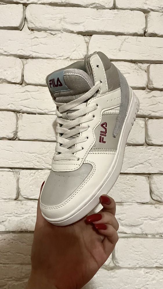 FILA кросівки 37 розмір, 24 см