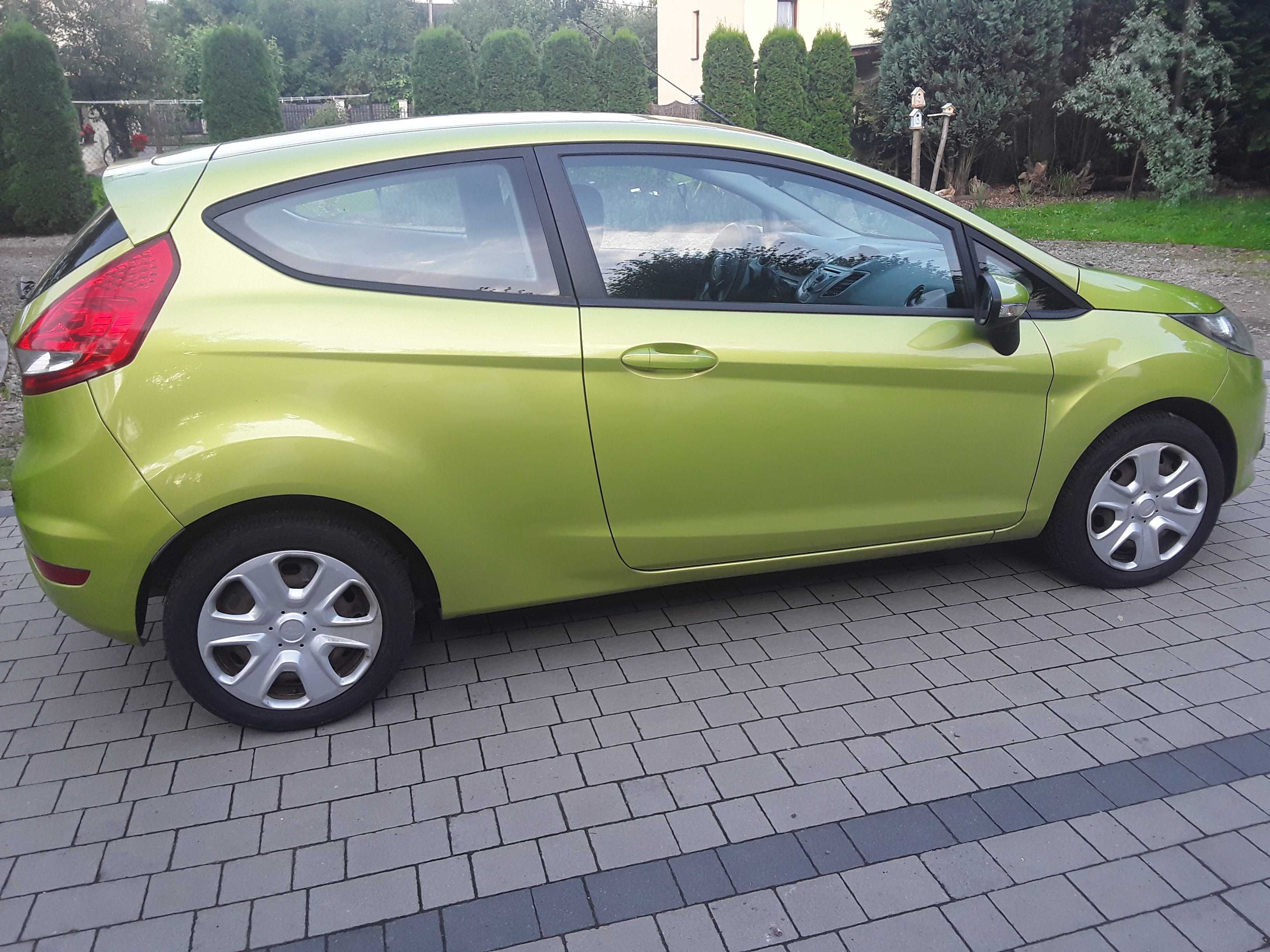 Sprzedam Forda Fieste Mk7  2009  1.25 benzyna