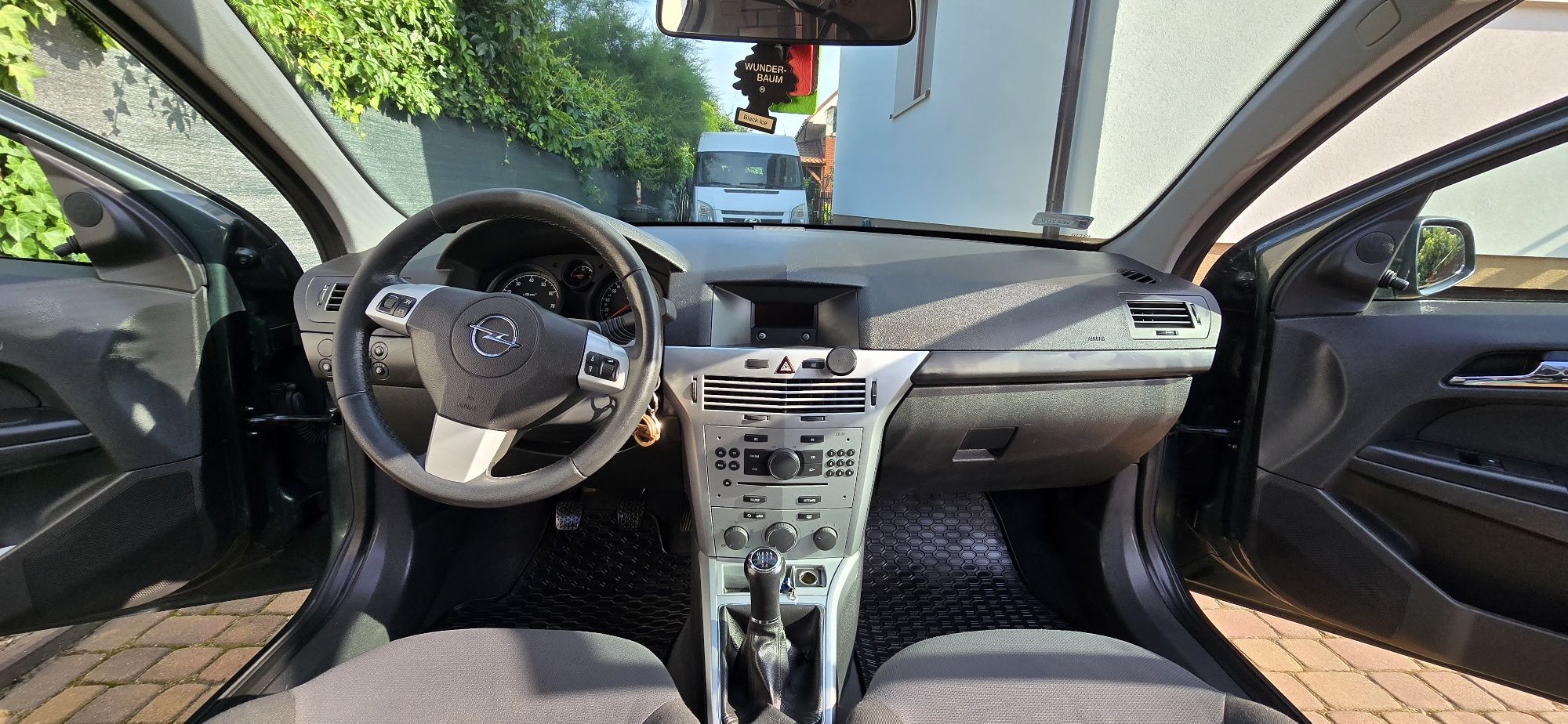 Sprzedam Opel Astra H Benzyna/Lpg 2010 rok