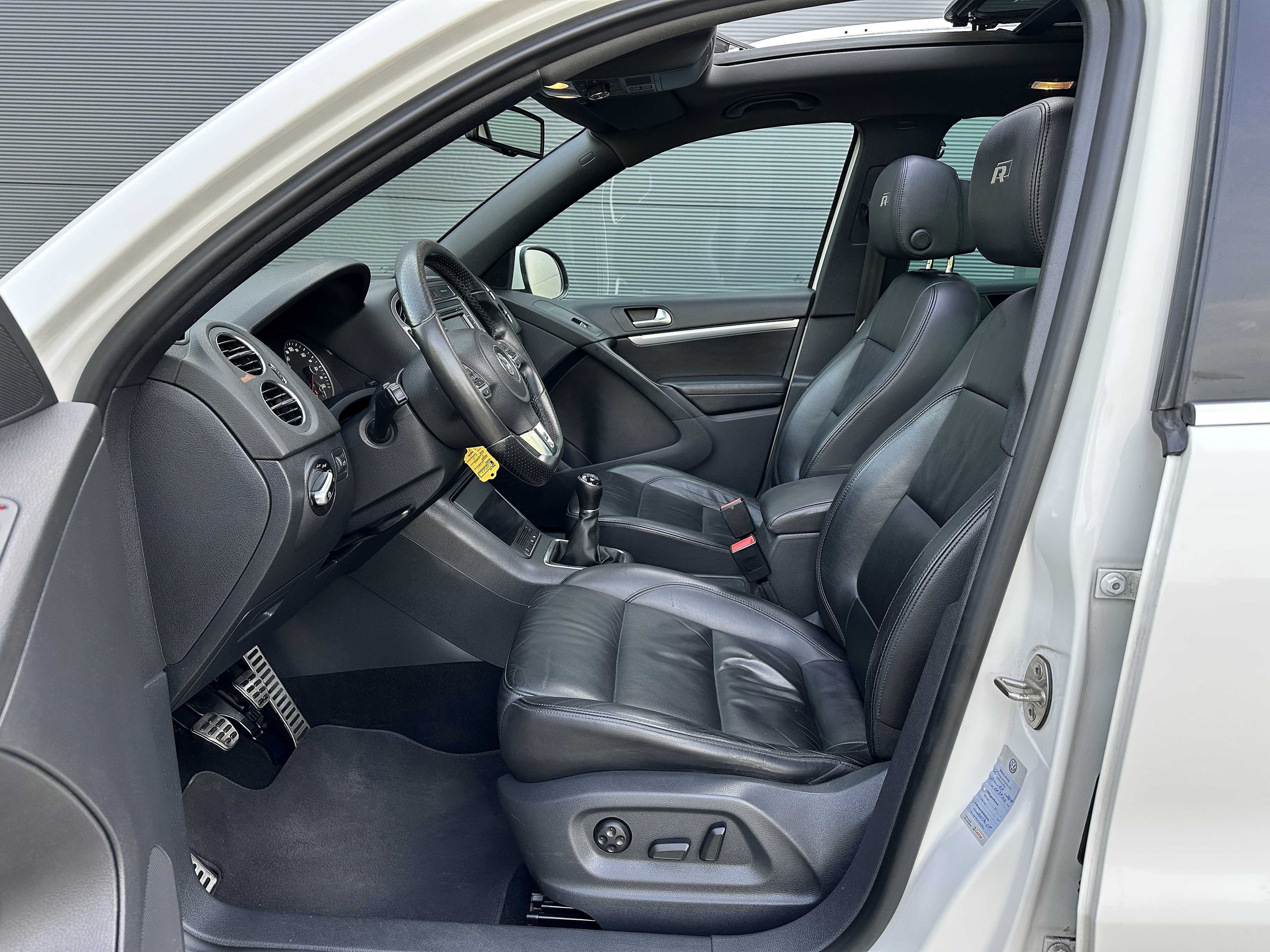 VW TIGUAN LIFT 1.4 TSI 160PS 4x4 R-LINE Panorama Skóra LED Kamera 19"