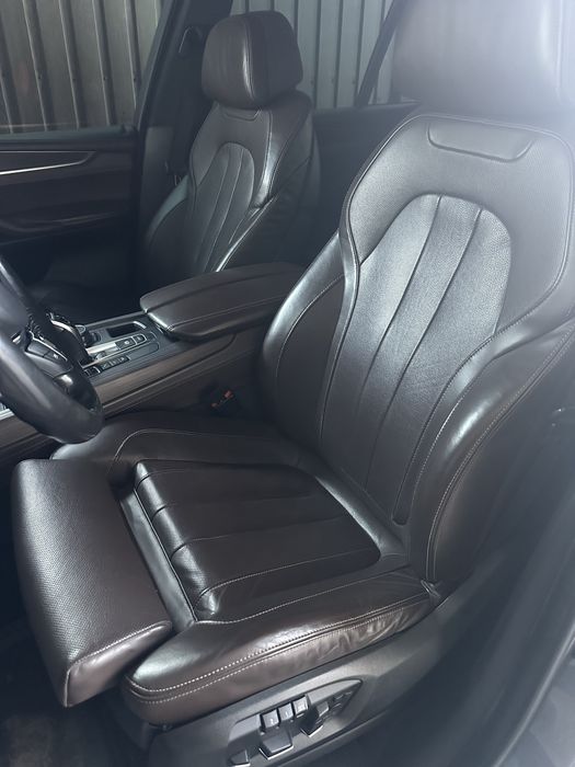 Bmw X5 F15 2017 рік повна комплектація офіціал.