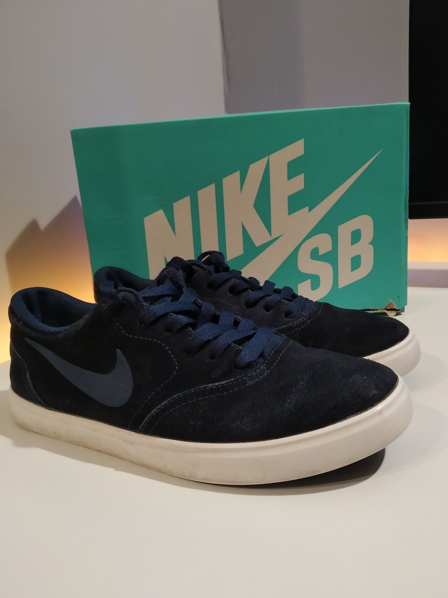 Nike SB Check Suede