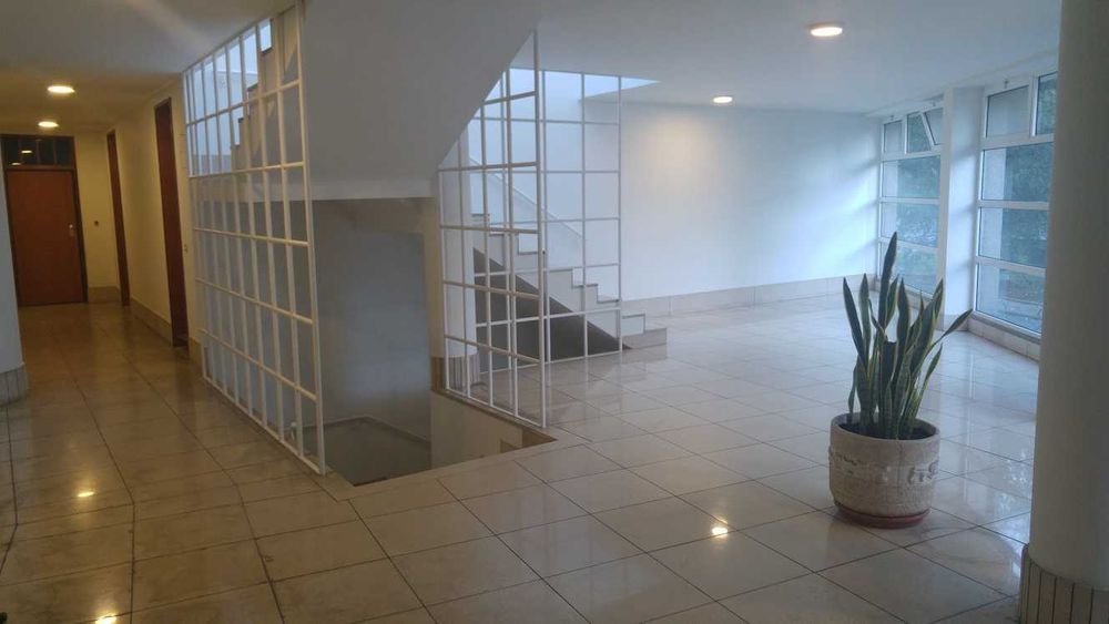Excelente escritório/serviços no Carandá - Centro de Braga
