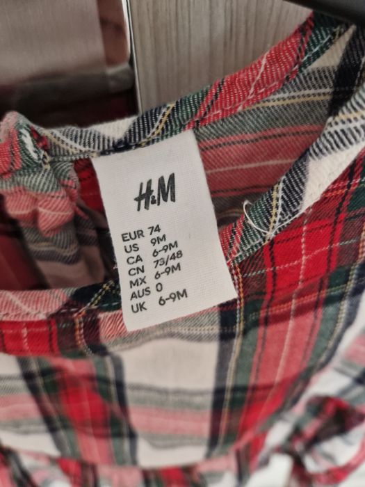 Sukienka świąteczna w krate 74 HM