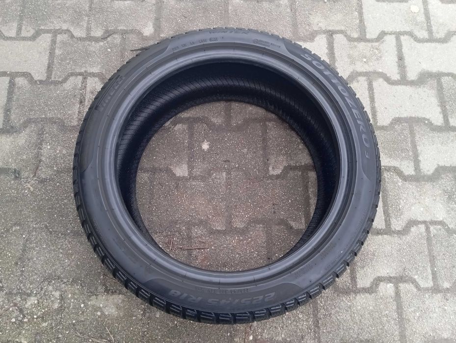 1szt zimówka pirelli sottozero-3, 225/45/18 95V DOT3021 guma 6,5mm