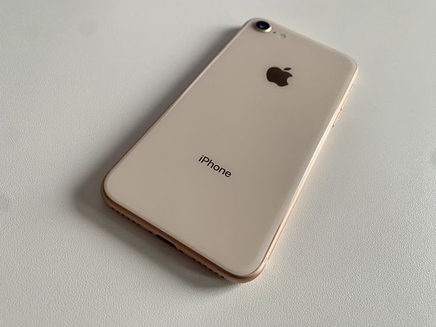 iPhone 8 64GB złoty - super stan, gwarancja