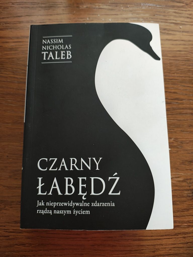 Czarny Łabędź - Nassim Taleb | Zrozum Nieprzewidywalne!