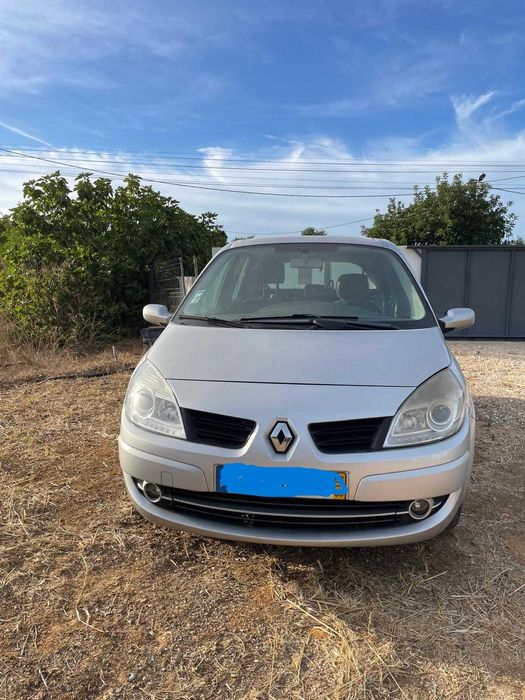 Renault Grand Scénic 2008 7 lug (motor avariado)