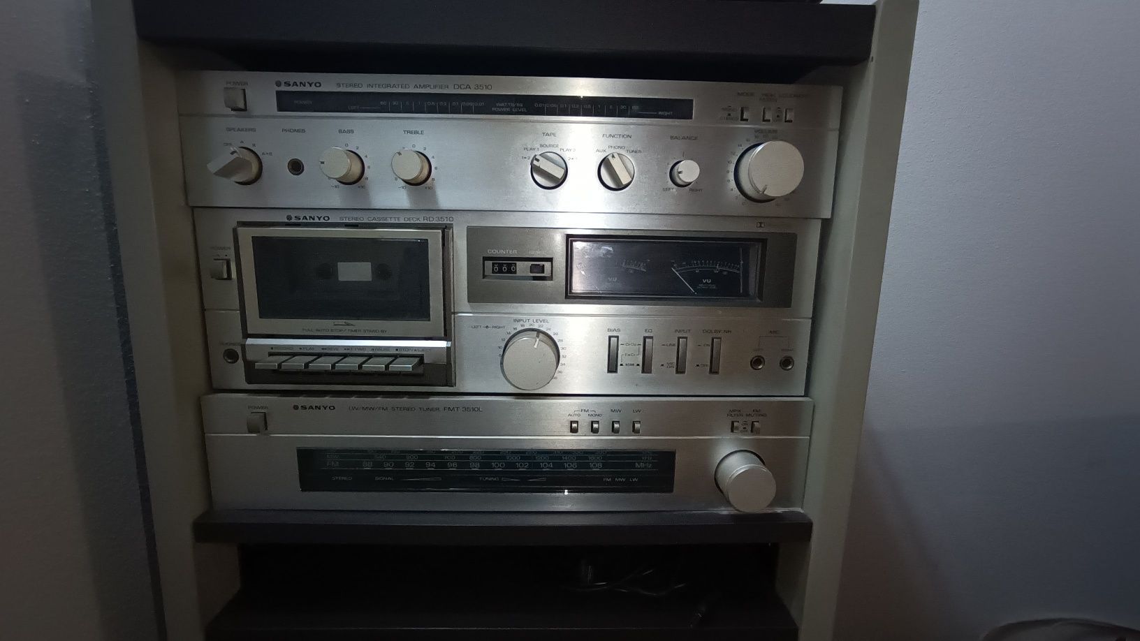 Sistema de som sanyo