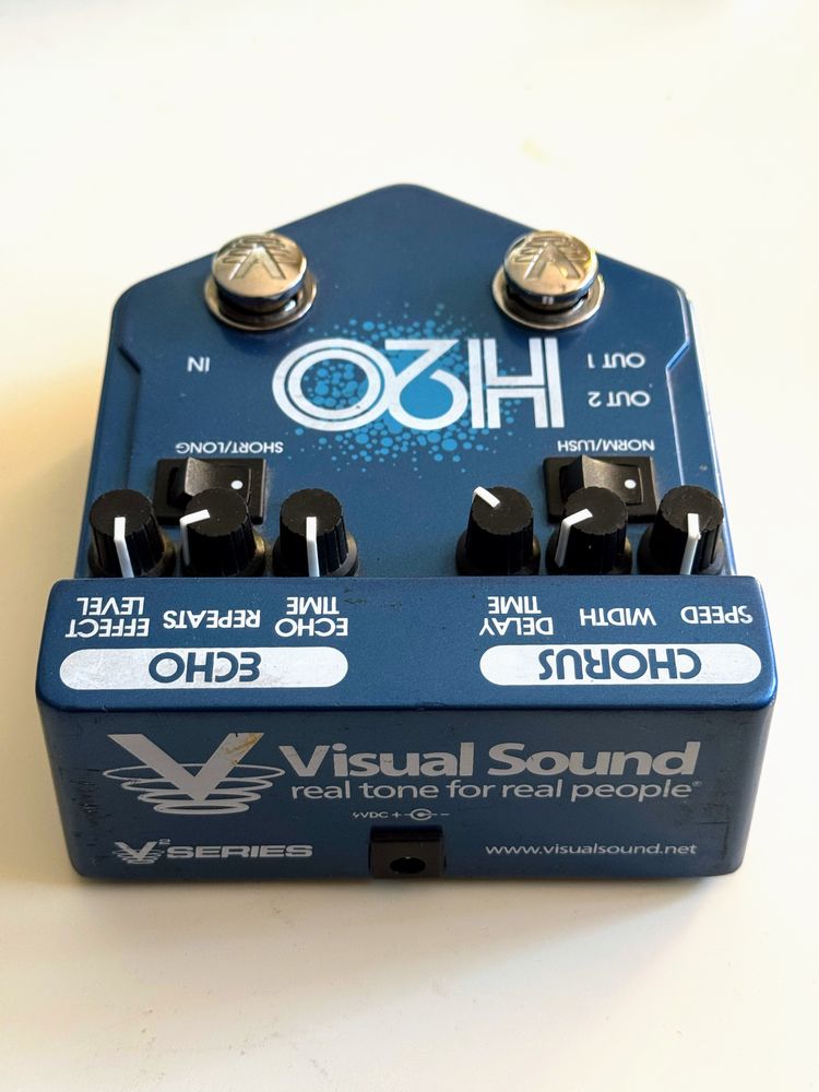 Visual Sound H2O V2 delay/chorus