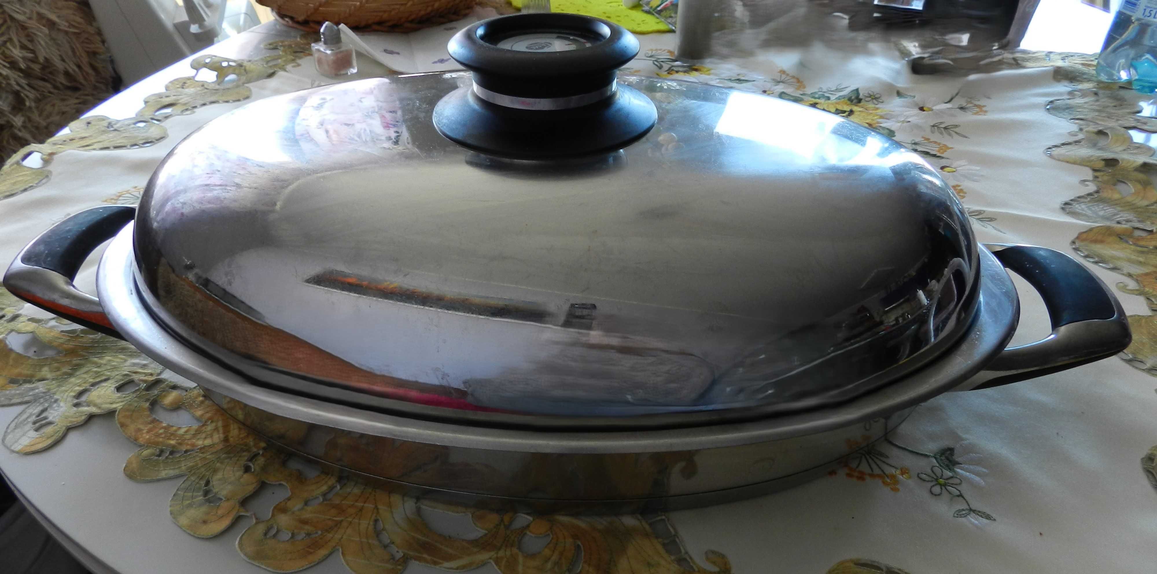 Brytfana  z pokrywa Amc indukcja poj. 3,5 l ,śred.38 cm kaczka