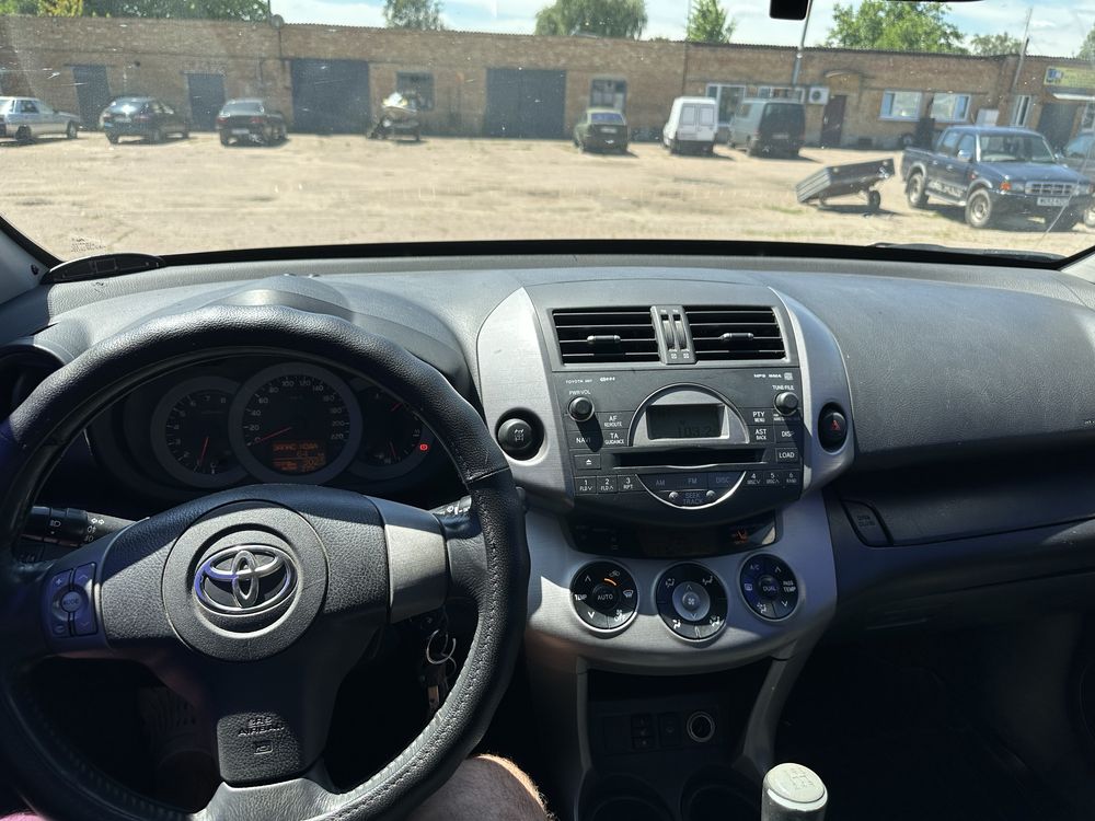 Продам Toyota Rav4 Можлива доставка